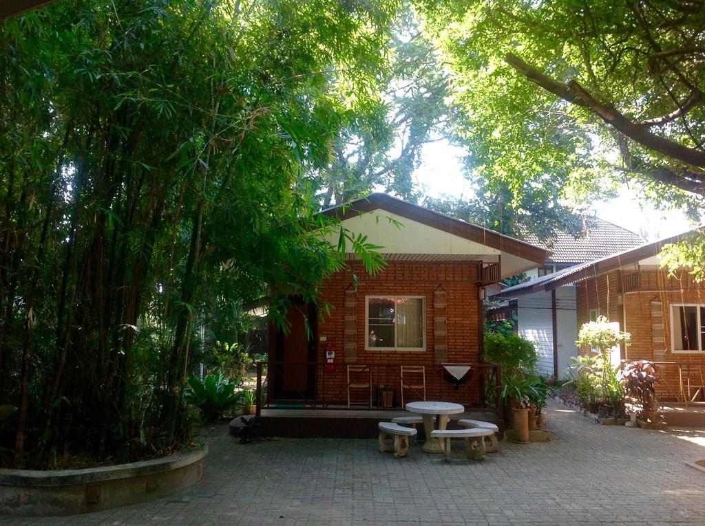 The Pub Guesthouse Chiang Mai Ngoại thất bức ảnh