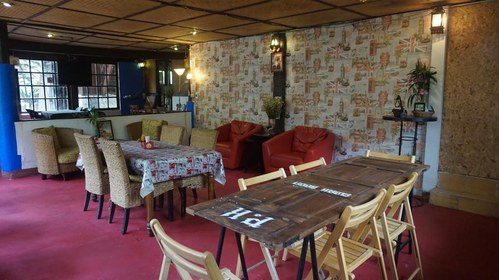 The Pub Guesthouse Chiang Mai Ngoại thất bức ảnh